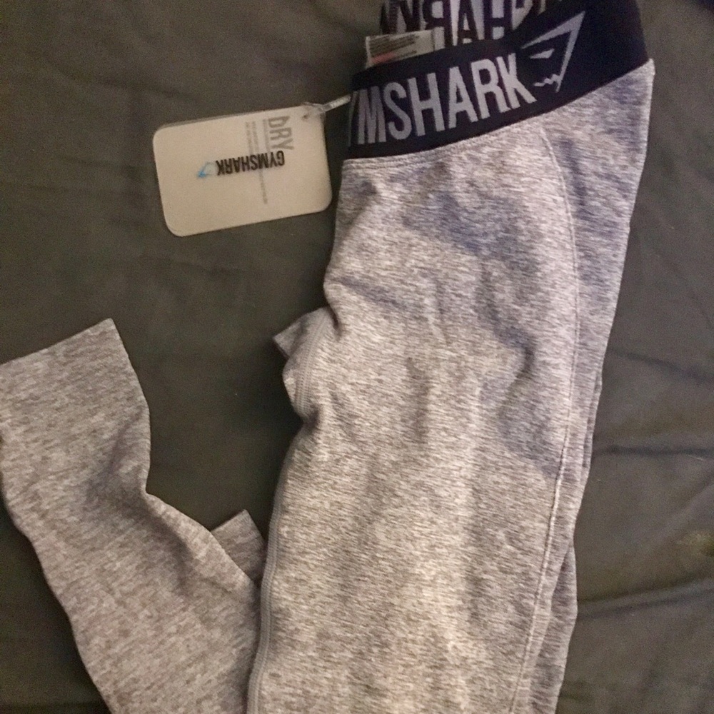 NWT Gymshark “Flex V3” Leggings (XS)